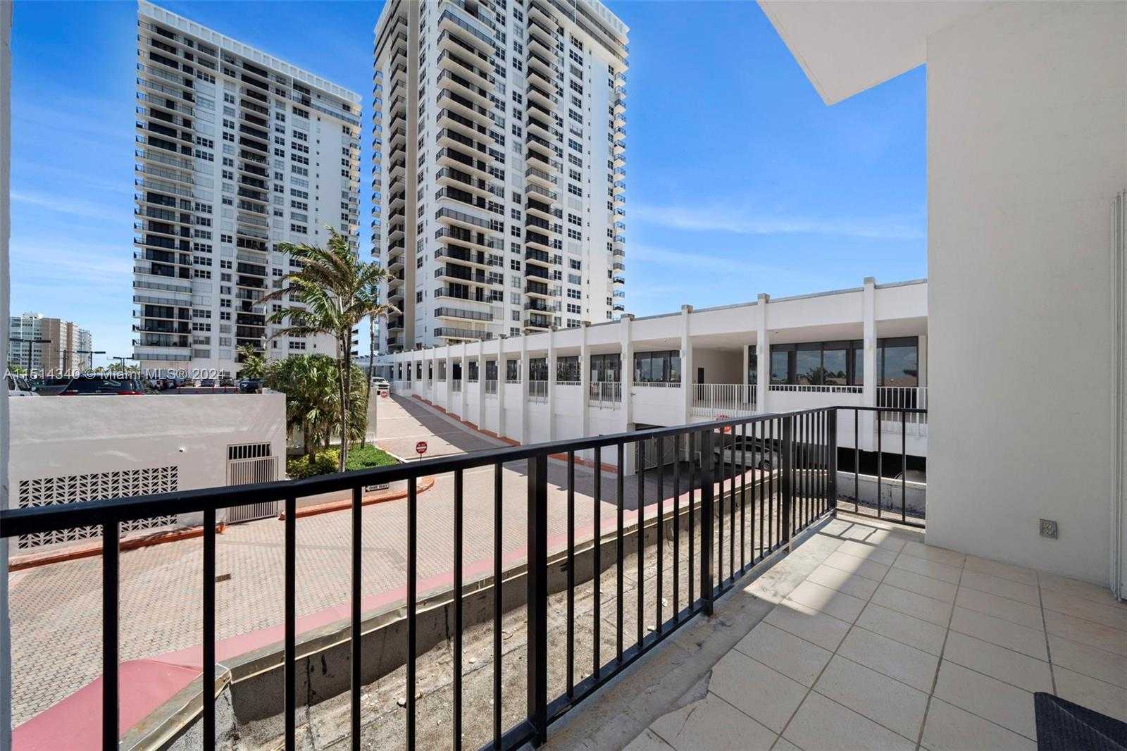 Small Image of 2401 SOUTH OCEAN DR #304, Hollywood Number 19