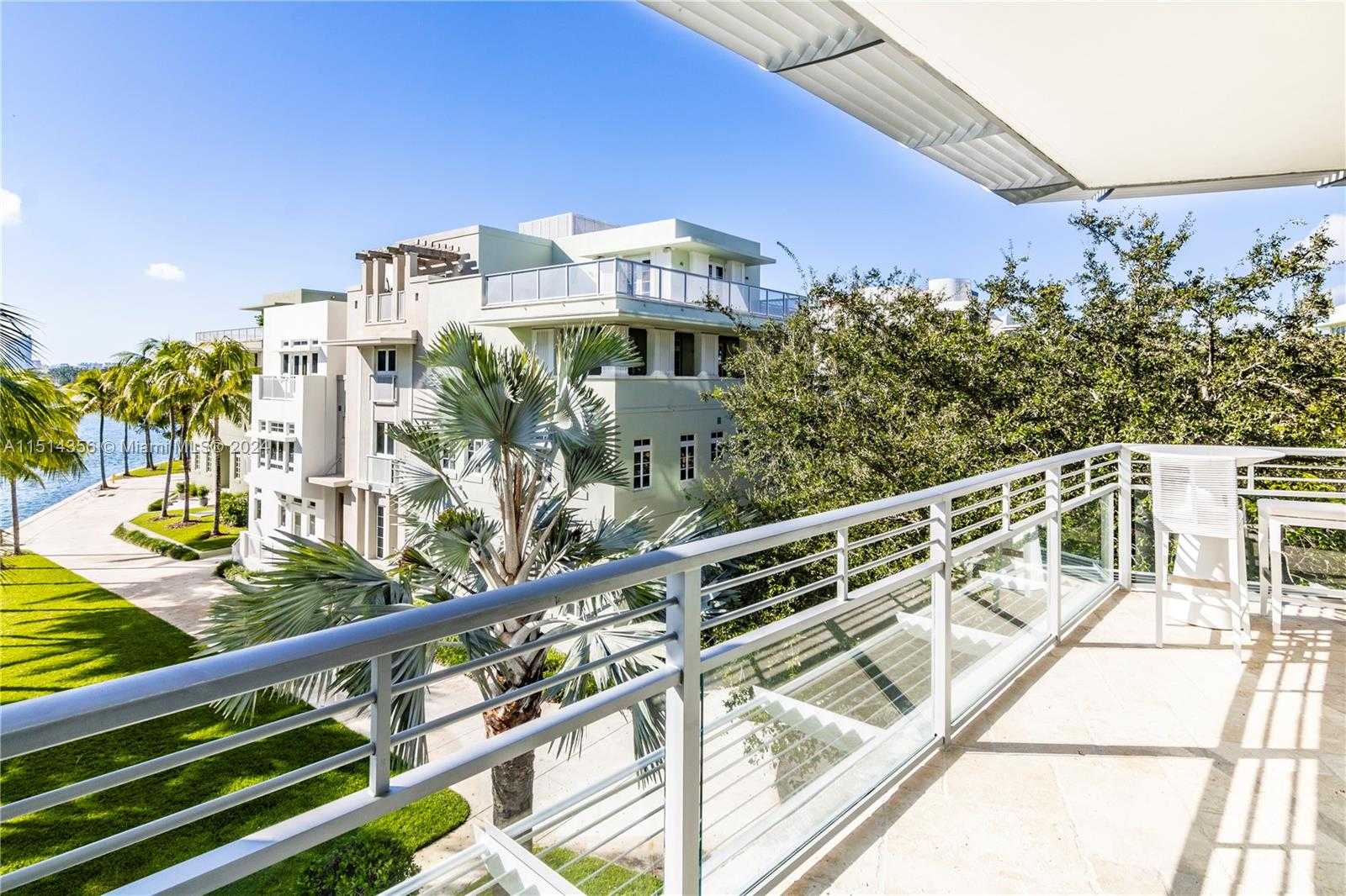Small Image of 6101 AQUA AVE #302, Miami Beach Number 12