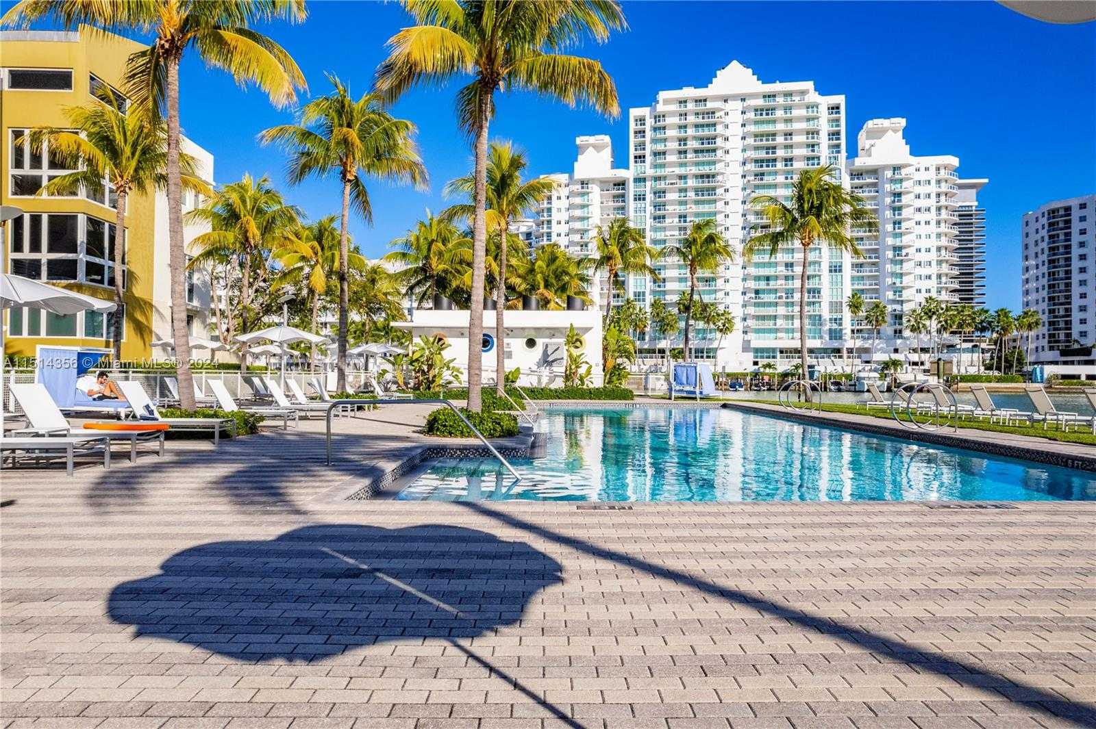 Small Image of 6101 AQUA AVE #302, Miami Beach Number 25