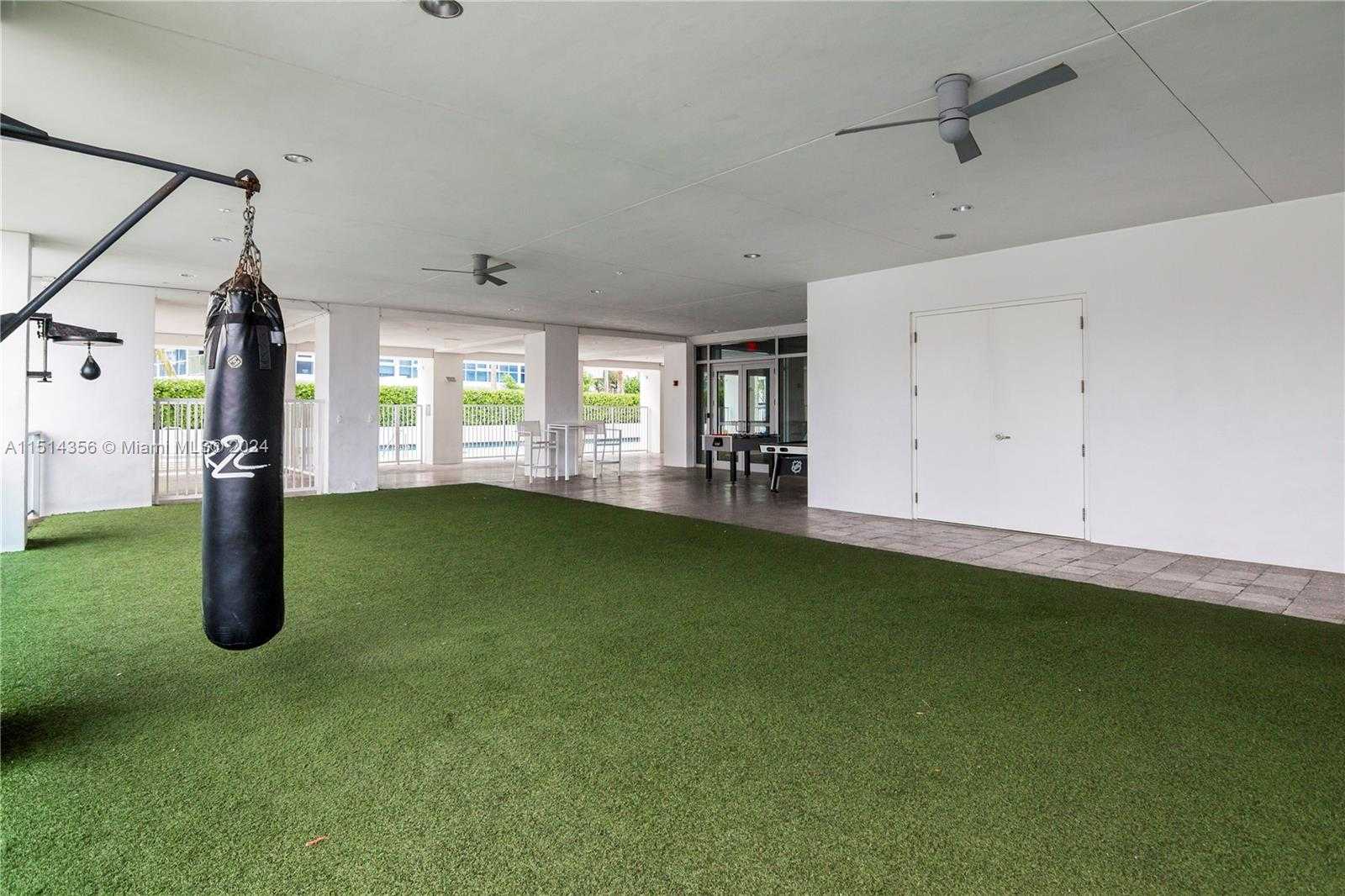 Small Image of 6101 AQUA AVE #302, Miami Beach Number 29