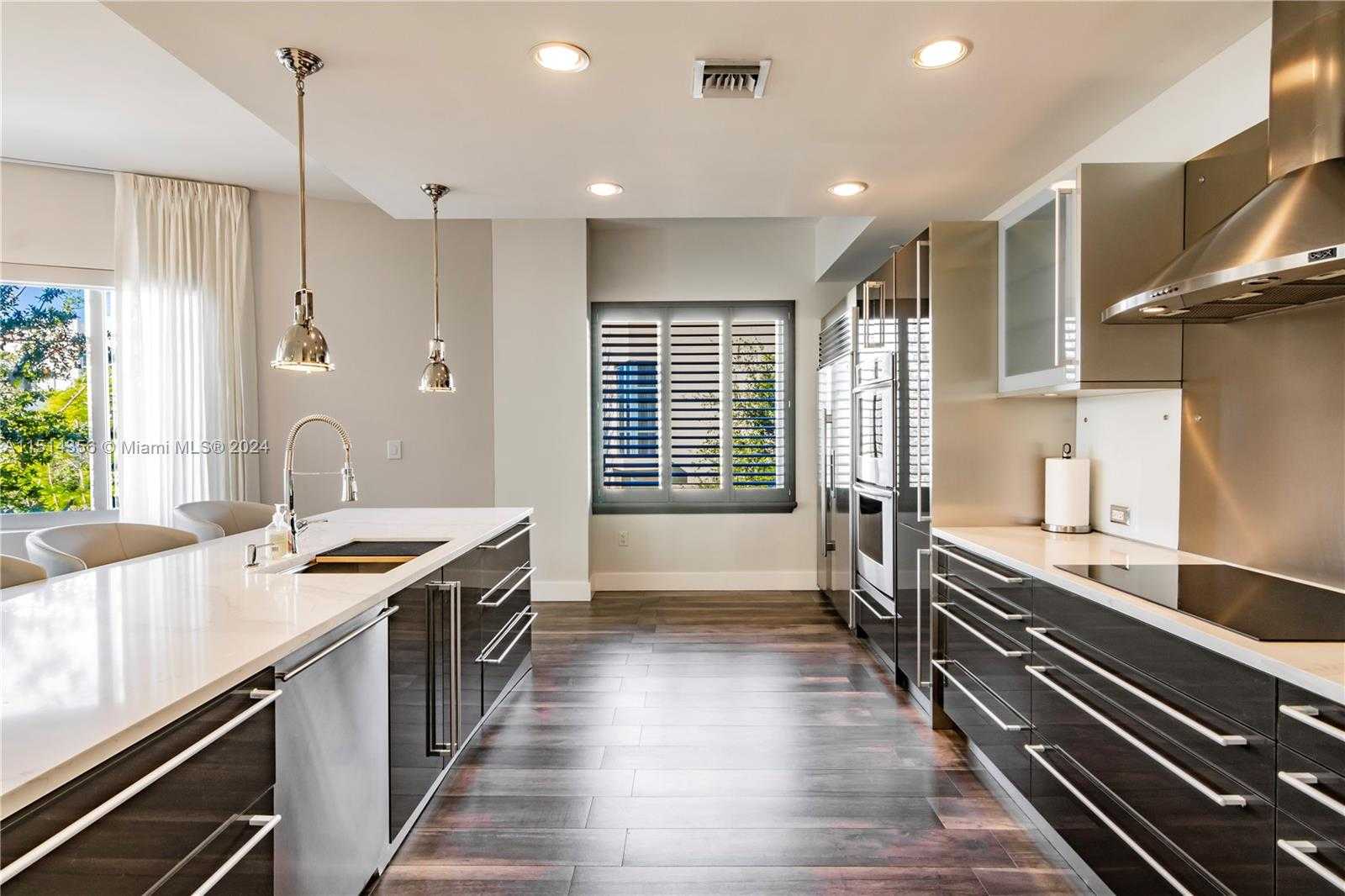 Small Image of 6101 AQUA AVE #302, Miami Beach Number 5
