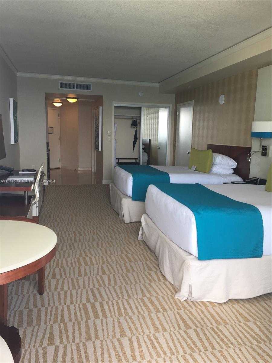 Small Image of 18001 COLLINS AVE #2706, Sunny Isles Beach Number 14