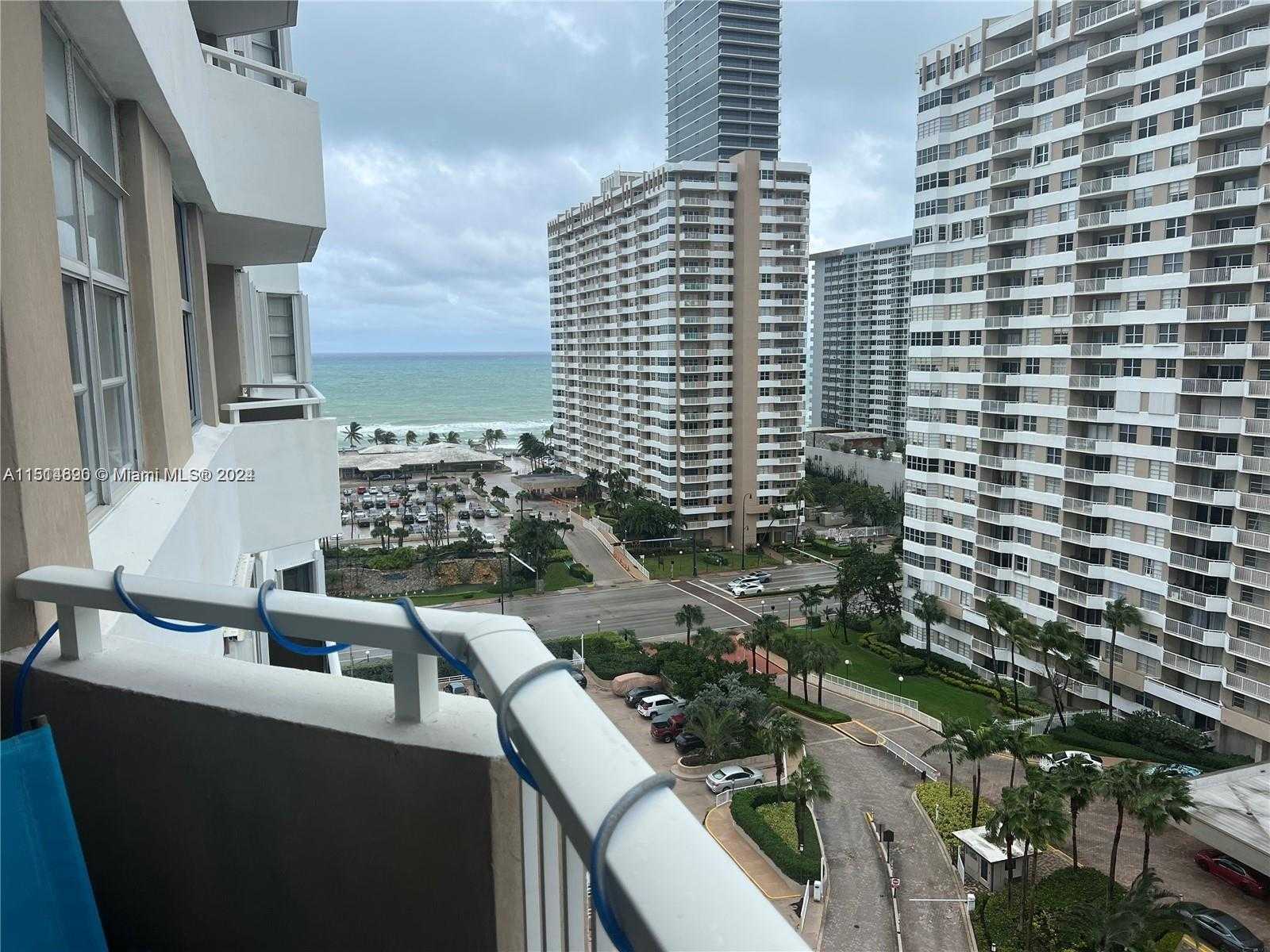 Small Image of 1965 SOUTH OCEAN DR #12C, Hallandale Beach Number 4