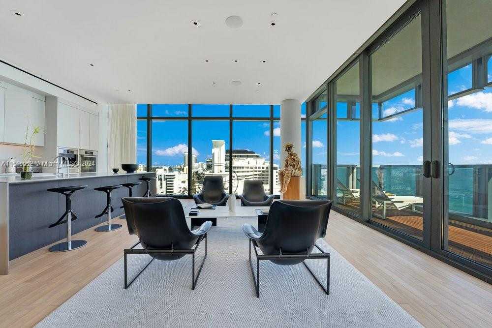 Small Image of 2901 COLLINS AVE #1501, Miami Beach Number 11