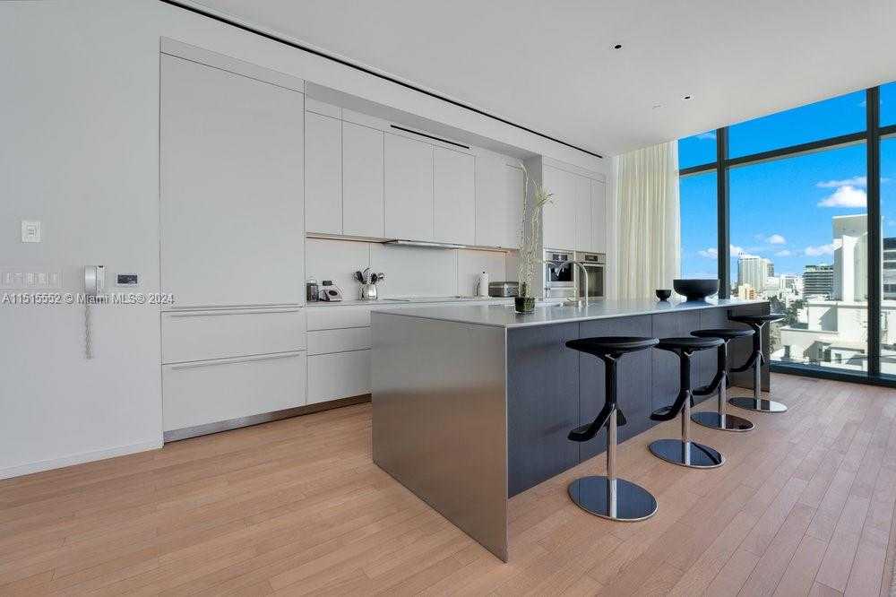 Small Image of 2901 COLLINS AVE #1501, Miami Beach Number 28