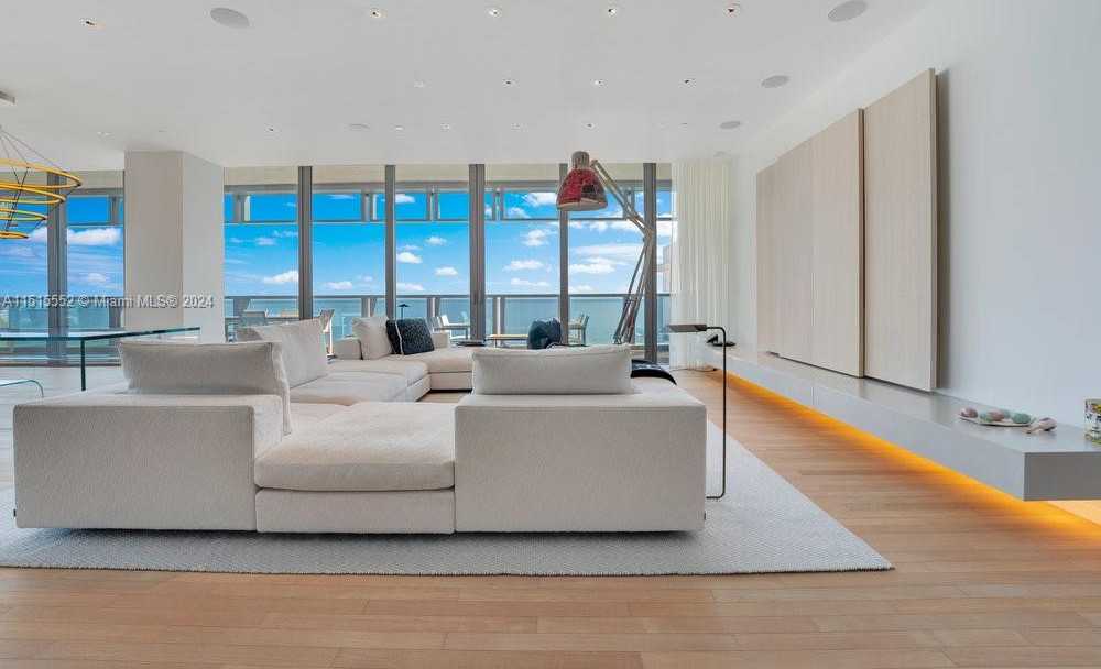 Small Image of 2901 COLLINS AVE #1501, Miami Beach Number 7