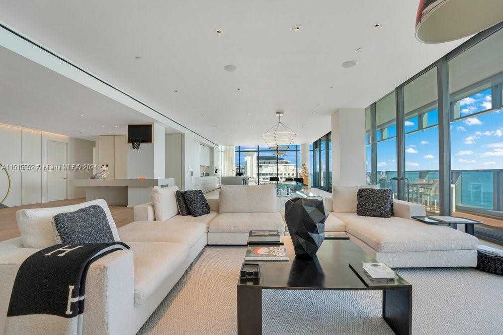 Small Image of 2901 COLLINS AVE #1501, Miami Beach Number 9
