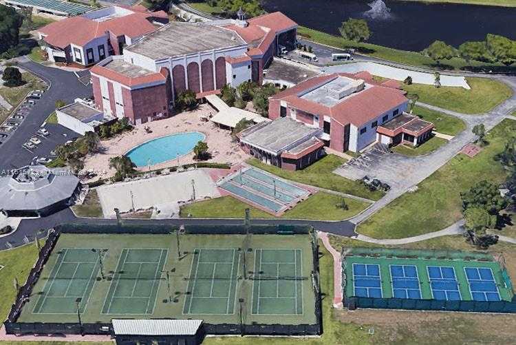 Small Image of 390 TILFORD R #R 390, Deerfield Beach Number 12
