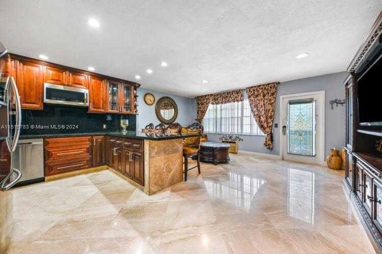Small Image of 390 TILFORD R #R 390, Deerfield Beach Number 3