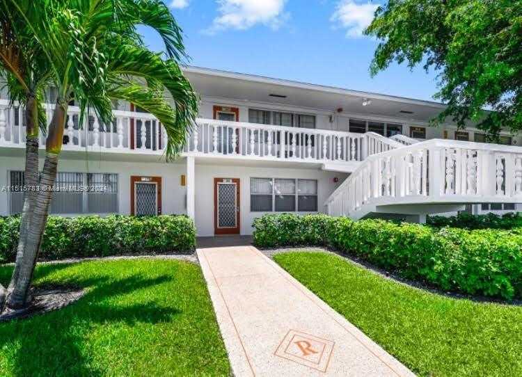 Small Image of 390 TILFORD R #R 390, Deerfield Beach Number 8
