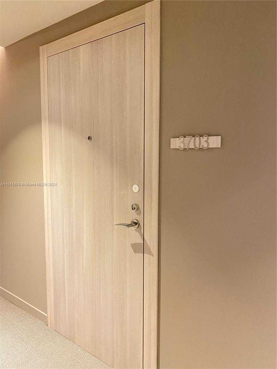 Small Image of 1000 BRICKELL PLZ #3703, Miami Number 3