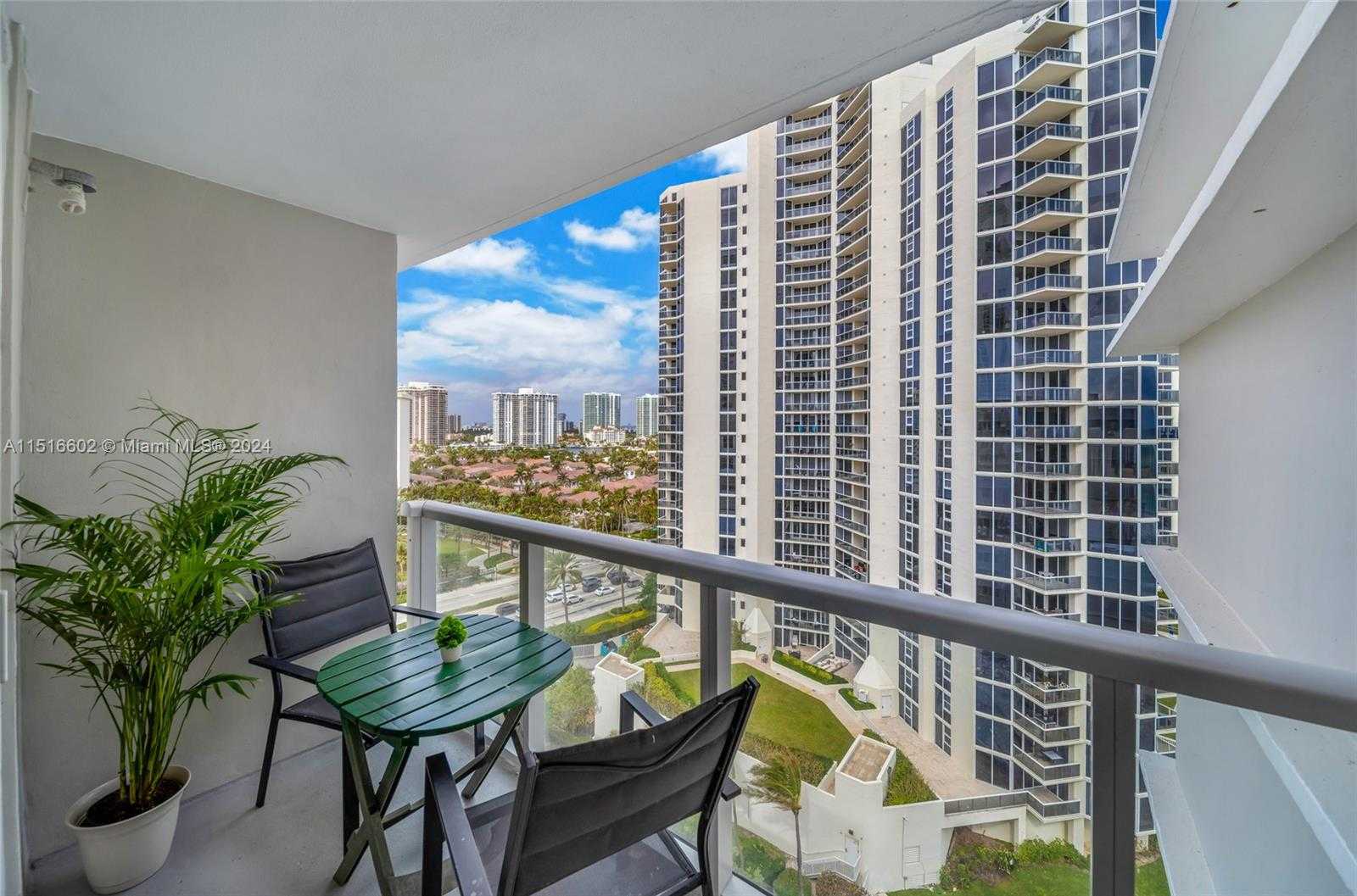 Small Image of 19201 NORTH COLLINS AVE #1117, Sunny Isles Beach Number 11