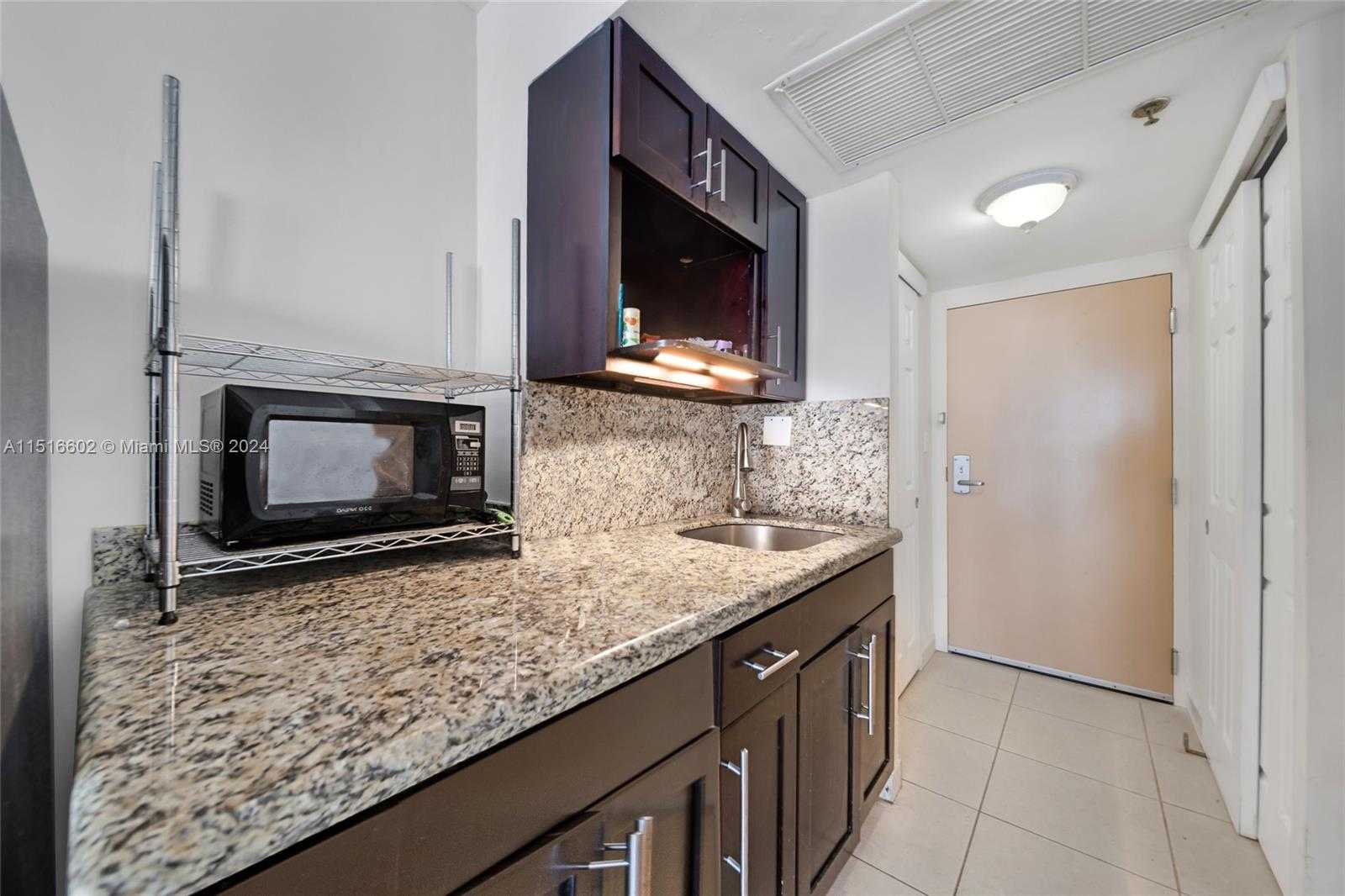 Small Image of 19201 NORTH COLLINS AVE #1117, Sunny Isles Beach Number 15