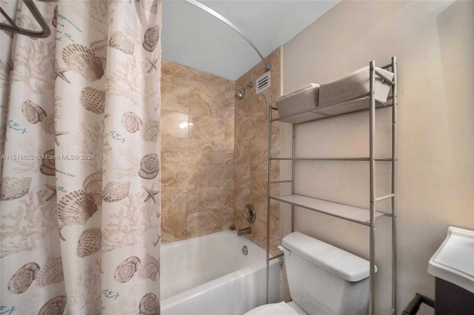 Small Image of 19201 NORTH COLLINS AVE #1117, Sunny Isles Beach Number 17