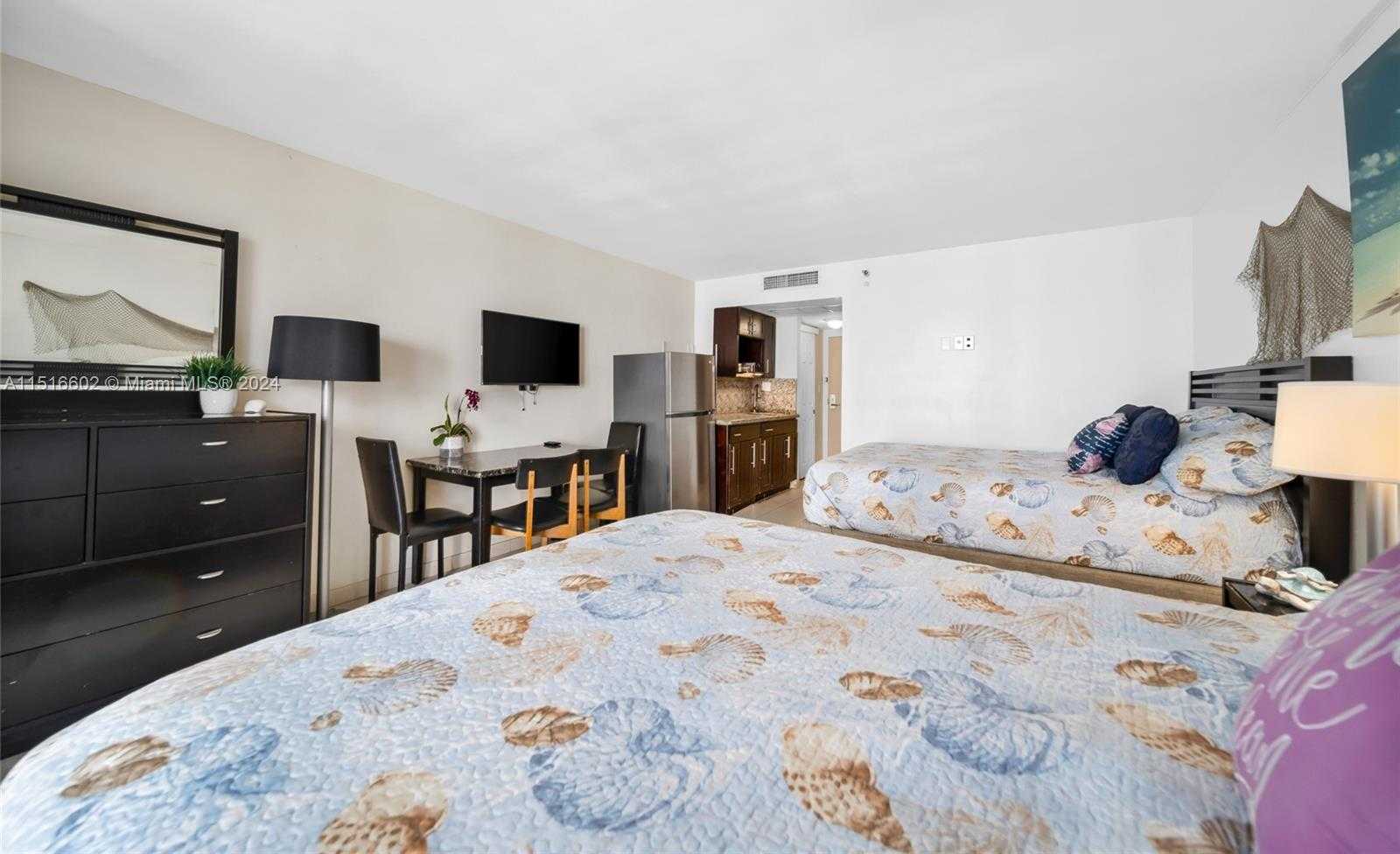 Small Image of 19201 NORTH COLLINS AVE #1117, Sunny Isles Beach Number 4