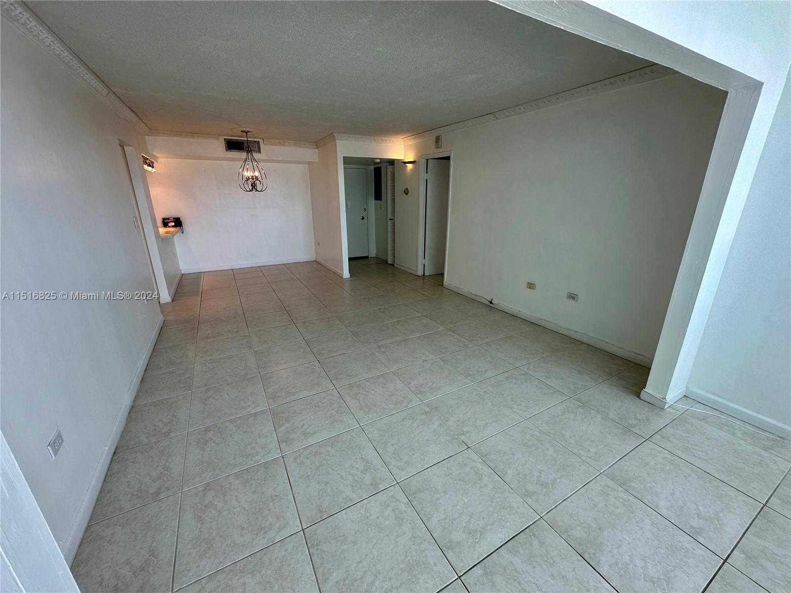 Small Image of 7135 COLLINS AVE #1721, Miami Beach Number 11
