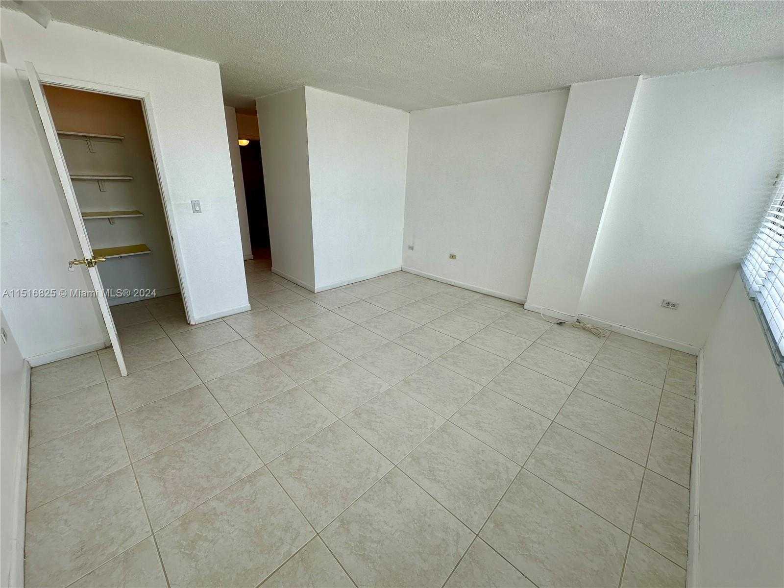 Small Image of 7135 COLLINS AVE #1721, Miami Beach Number 18