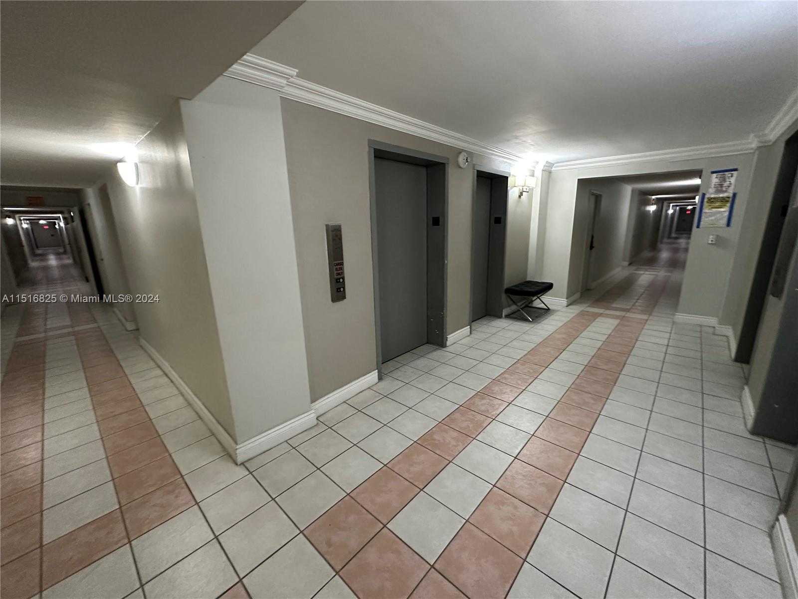 Small Image of 7135 COLLINS AVE #1721, Miami Beach Number 27