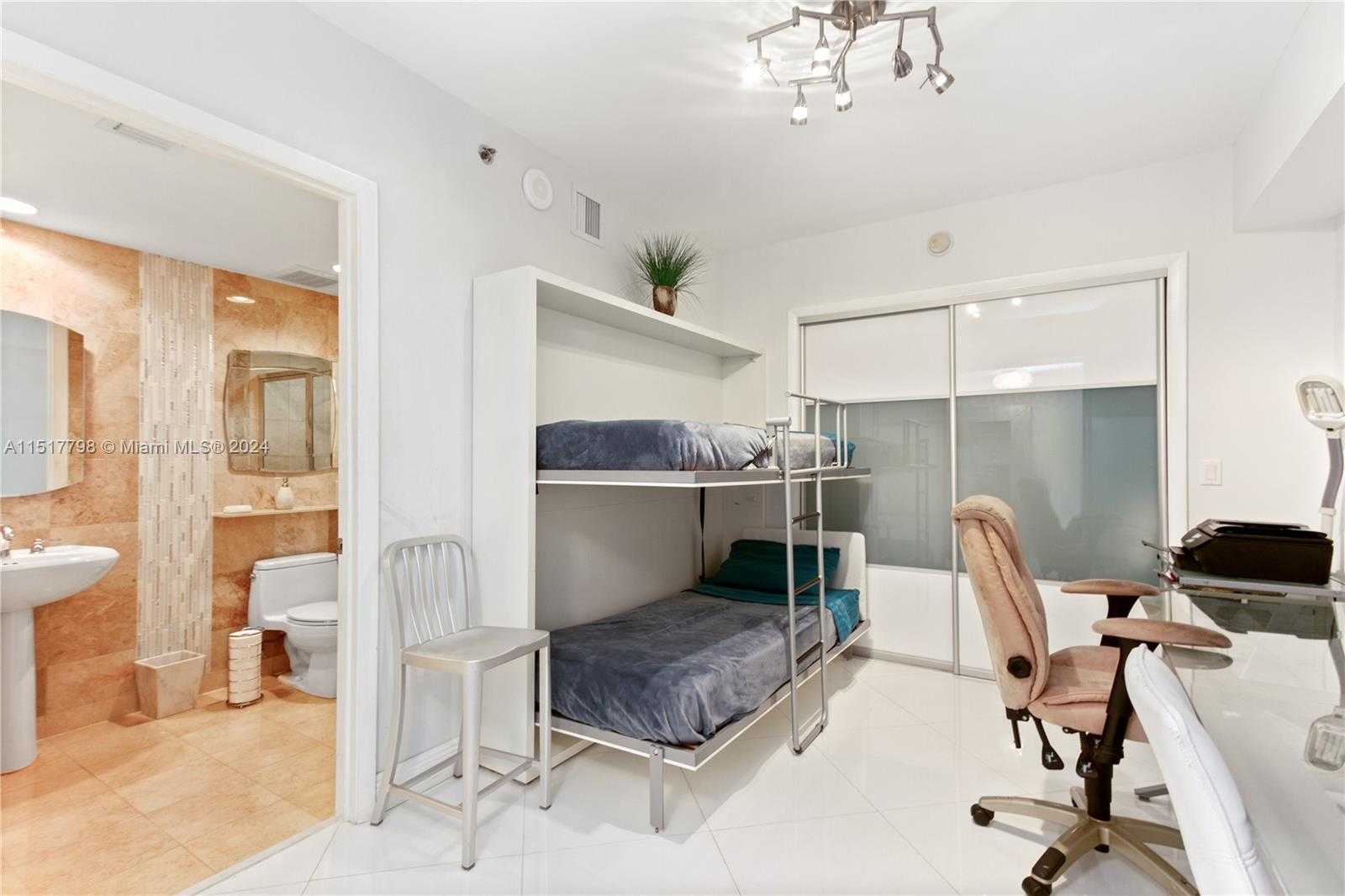 Small Image of 1830 SOUTH OCEAN DR #UP5010, Hallandale Beach Number 15