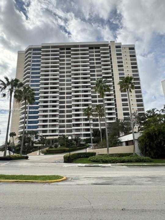 Small Image of 2500 PARKVIEW DR #618, Hallandale Beach Number 20