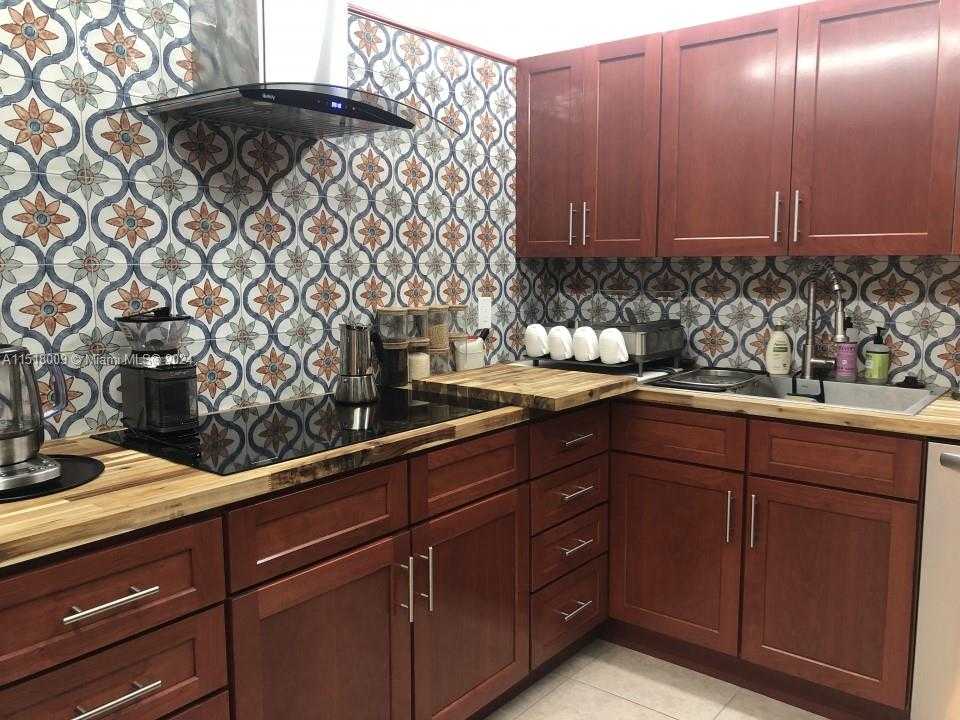 Small Image of 2500 PARKVIEW DR #618, Hallandale Beach Number 8