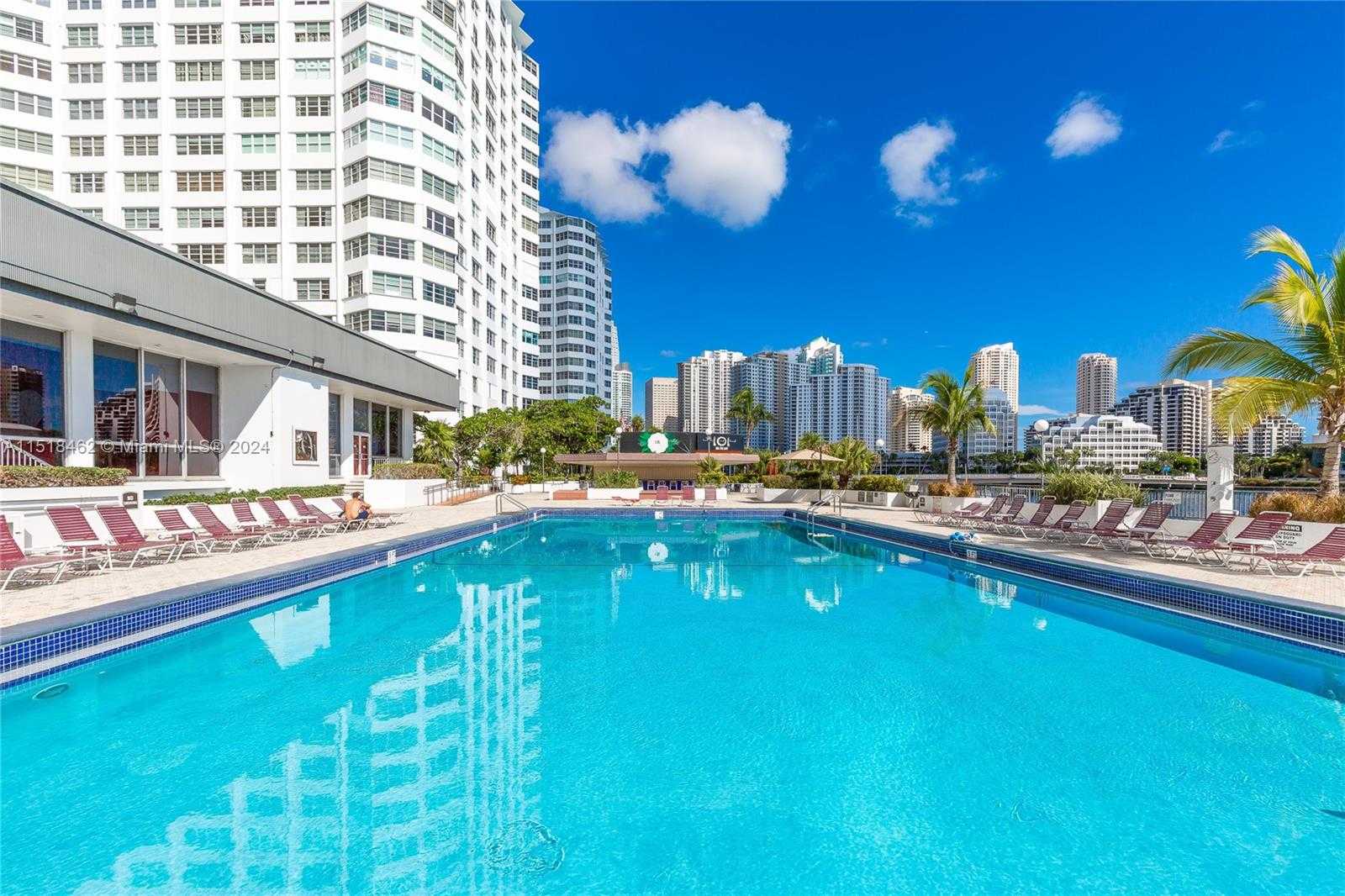 Small Image of 905 BRICKELL BAY DR #2028, Miami Number 12