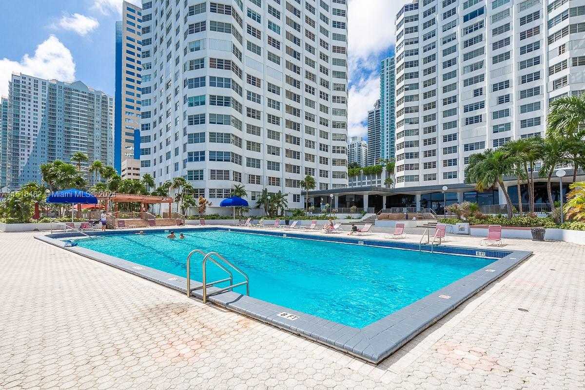 Small Image of 905 BRICKELL BAY DR #2028, Miami Number 21