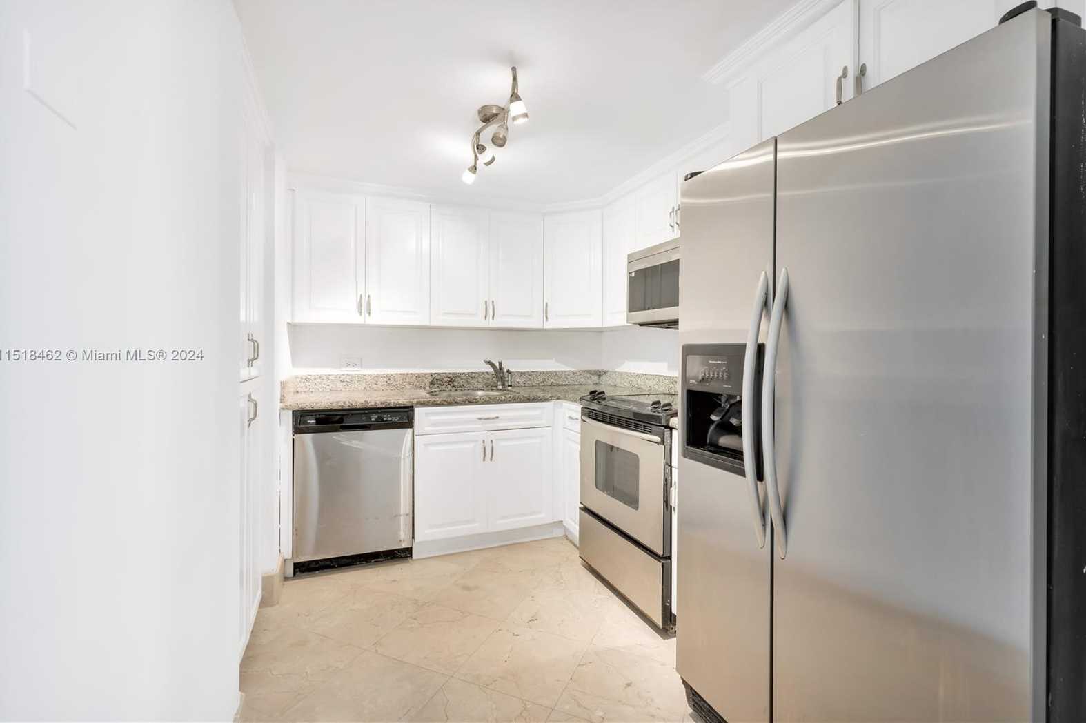 Small Image of 905 BRICKELL BAY DR #2028, Miami Number 30