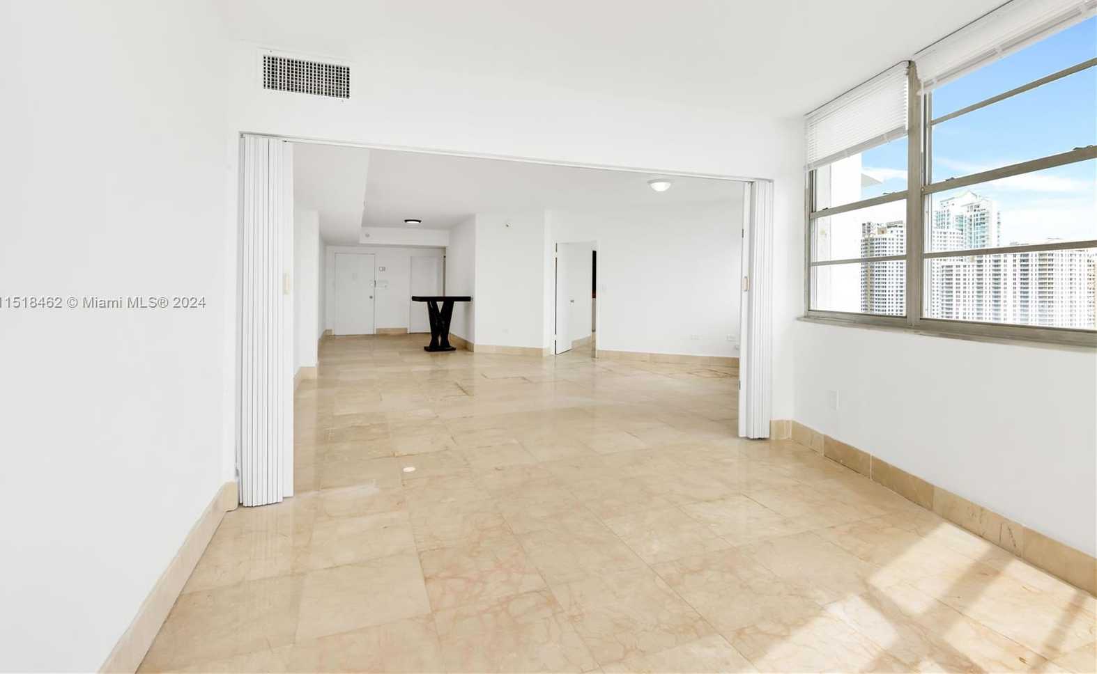 Small Image of 905 BRICKELL BAY DR #2028, Miami Number 42