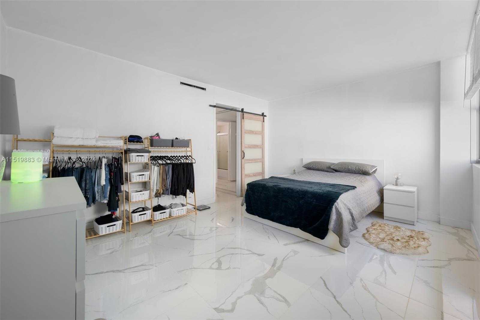 Small Image of 5055 COLLINS AVE #5A, Miami Beach Number 18
