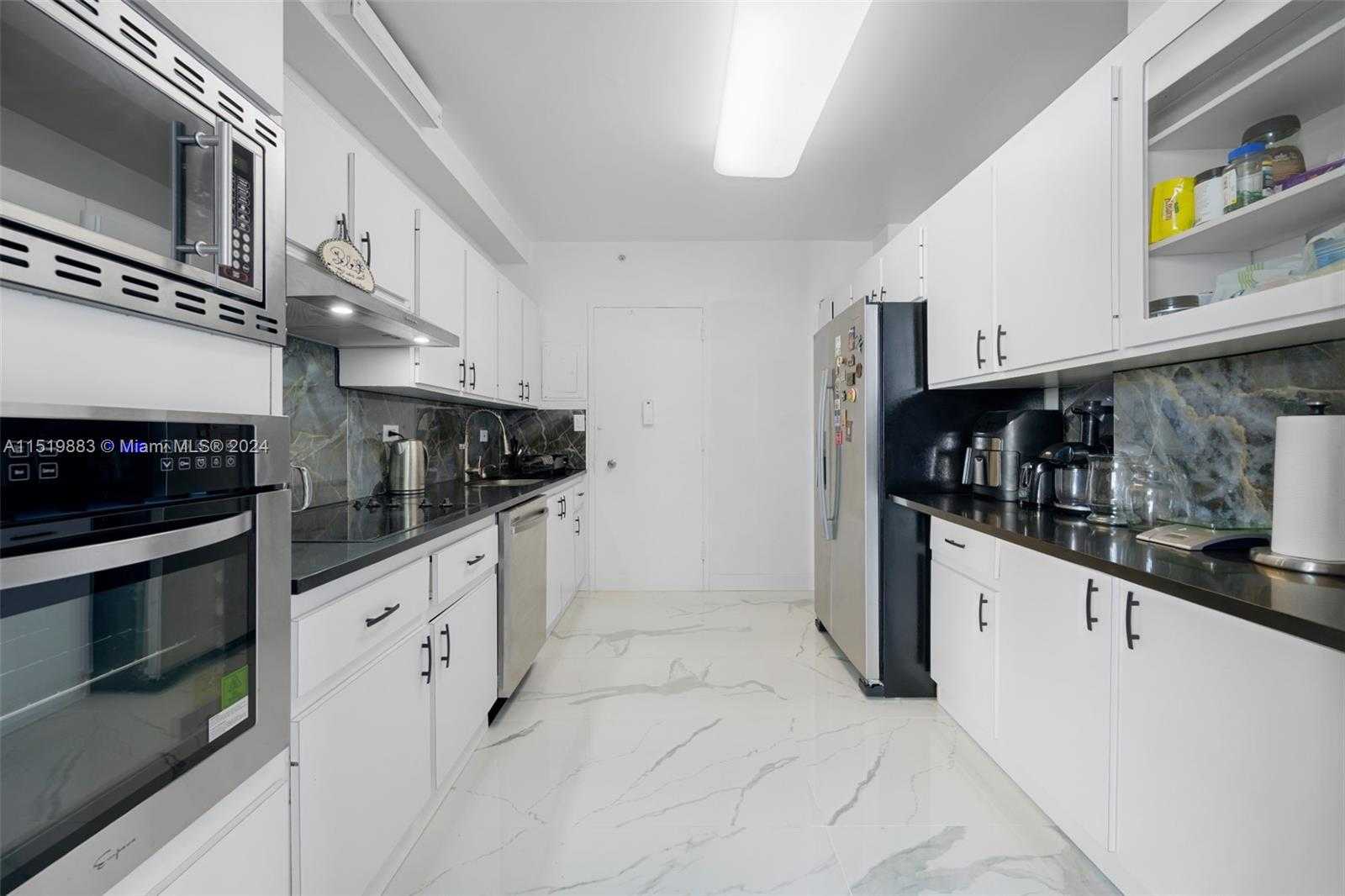 Small Image of 5055 COLLINS AVE #5A, Miami Beach Number 22