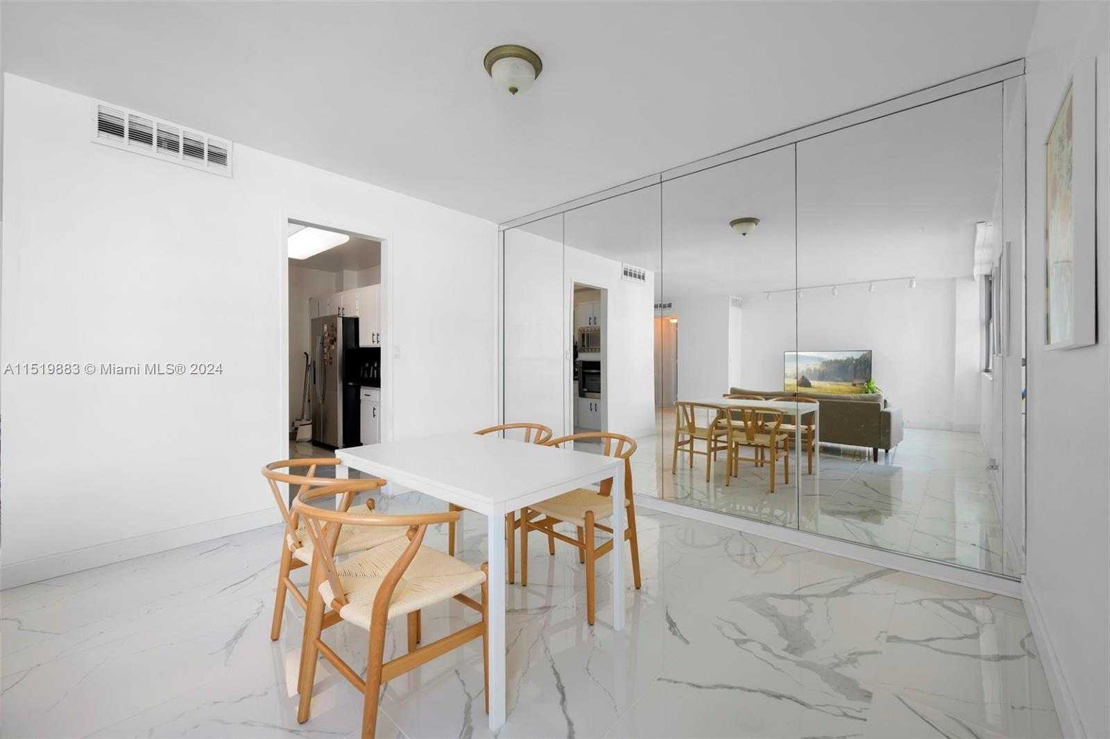 Small Image of 5055 COLLINS AVE #5A, Miami Beach Number 25