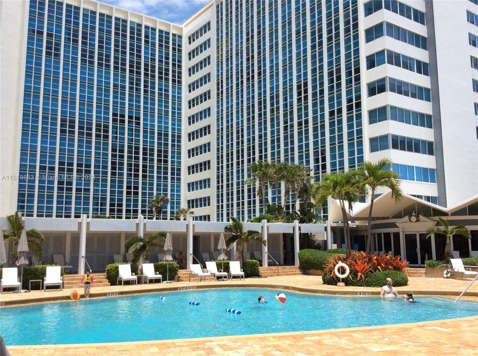 Small Image of 5055 COLLINS AVE #5A, Miami Beach Number 3