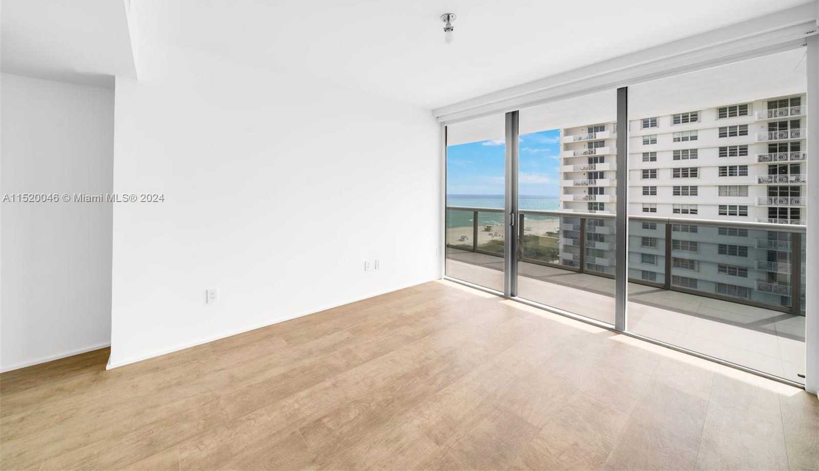 Small Image of 5875 COLLINS AVE #1102, Miami Beach Number 25