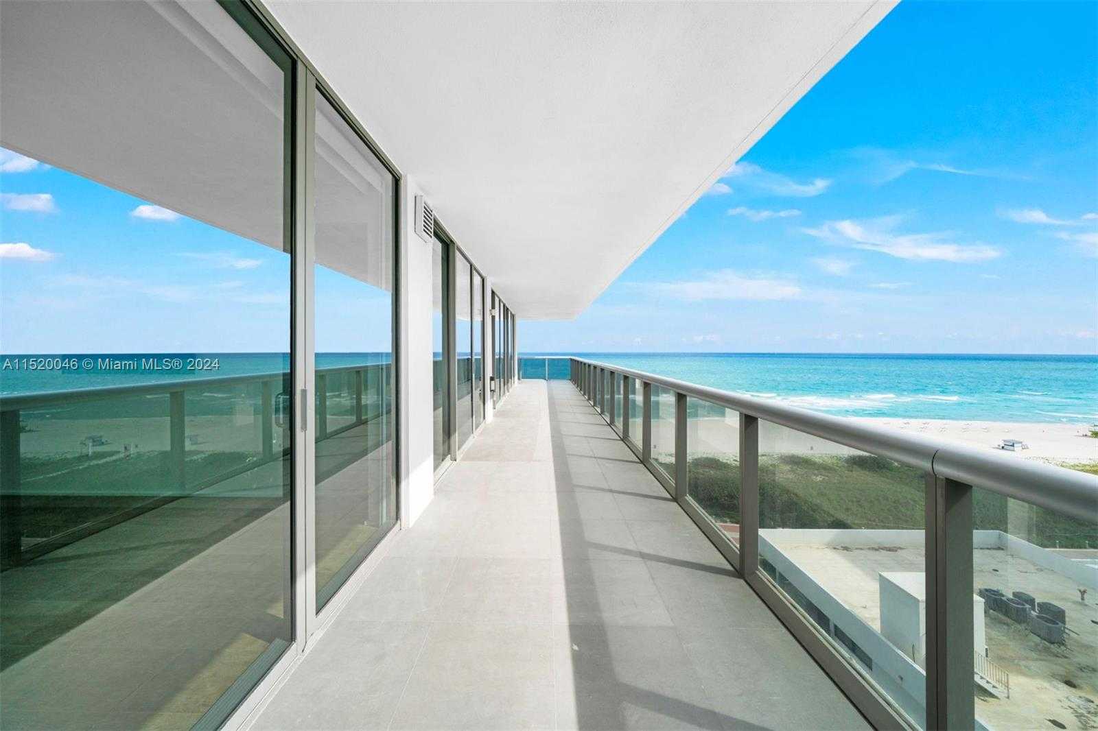 Small Image of 5875 COLLINS AVE #1102, Miami Beach Number 27