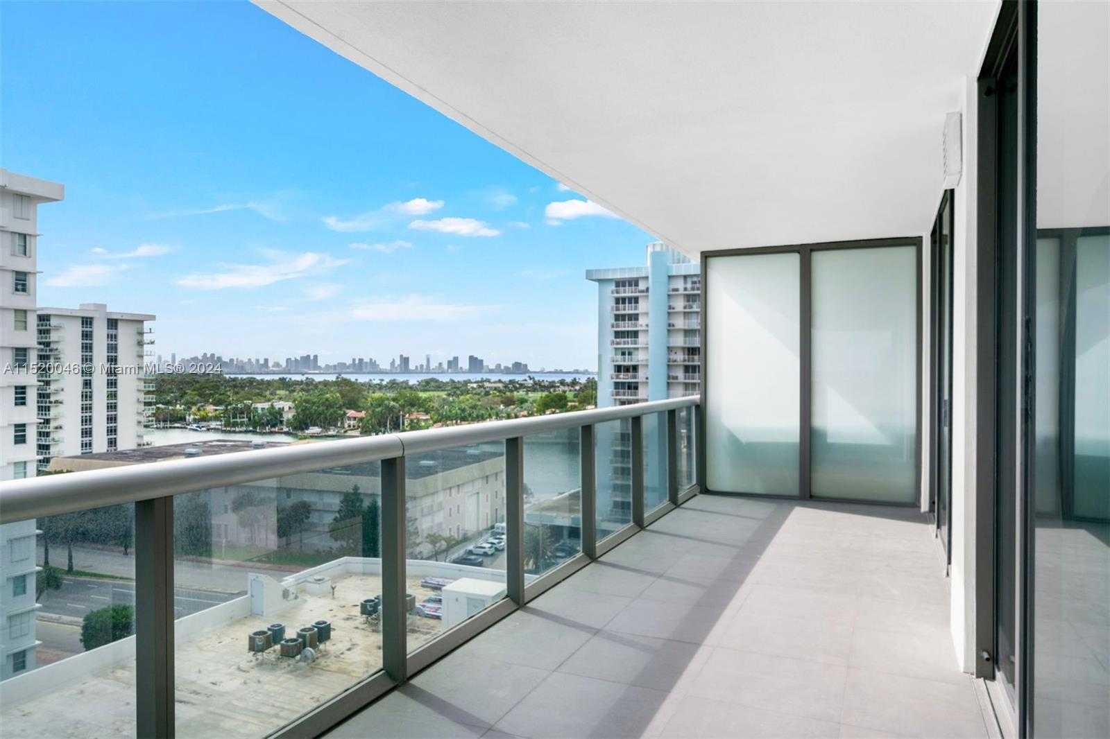 Small Image of 5875 COLLINS AVE #1102, Miami Beach Number 30
