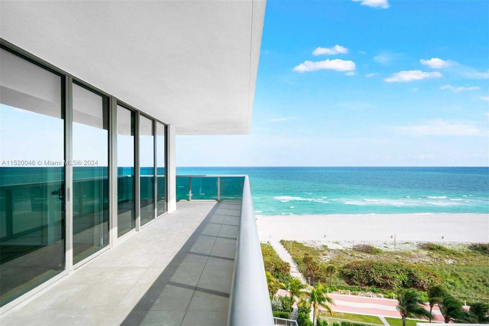 Small Image of 5875 COLLINS AVE #1102, Miami Beach Number 31
