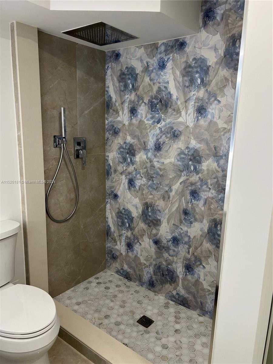 Small Image of 231 #1203, Sunny Isles Beach Number 12