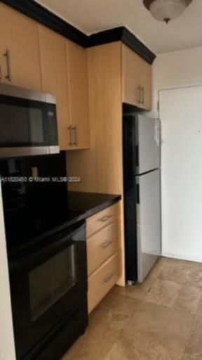 Small Image of 2020 NORTH EAST 135TH ST #804, North Miami Number 7
