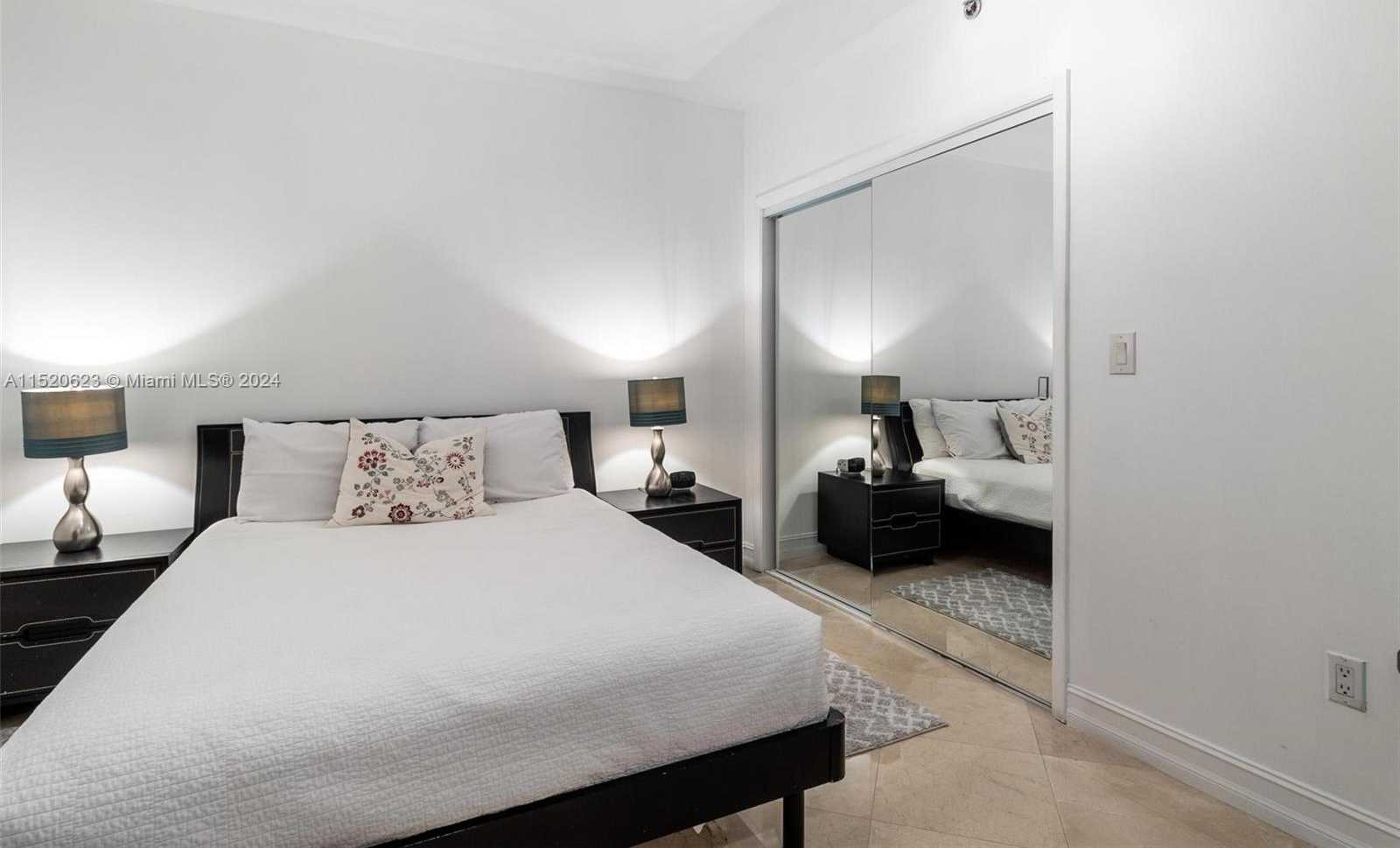 Small Image of 1830 SOUTH OCEAN DR #3809, Hallandale Beach Number 5