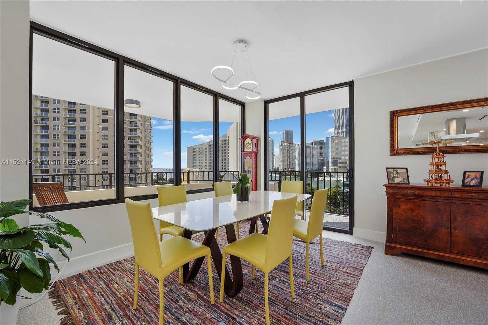 Small Image of 520 BRICKELL KEY DR #A1015, Miami Number 18