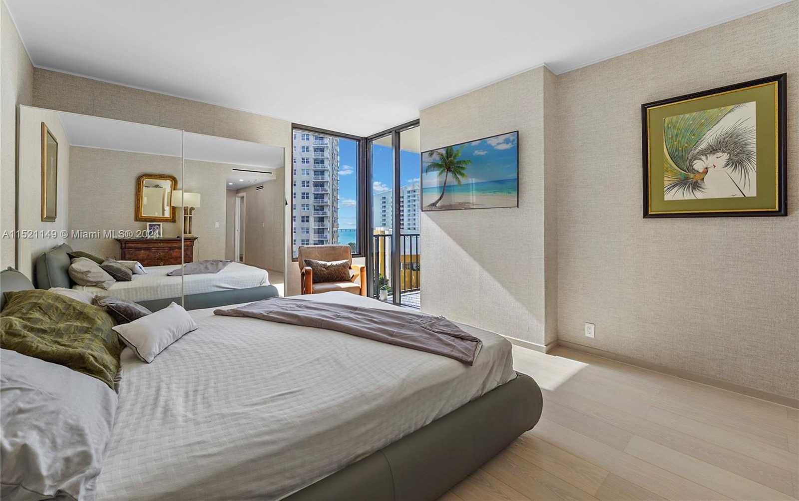 Small Image of 520 BRICKELL KEY DR #A1015, Miami Number 6