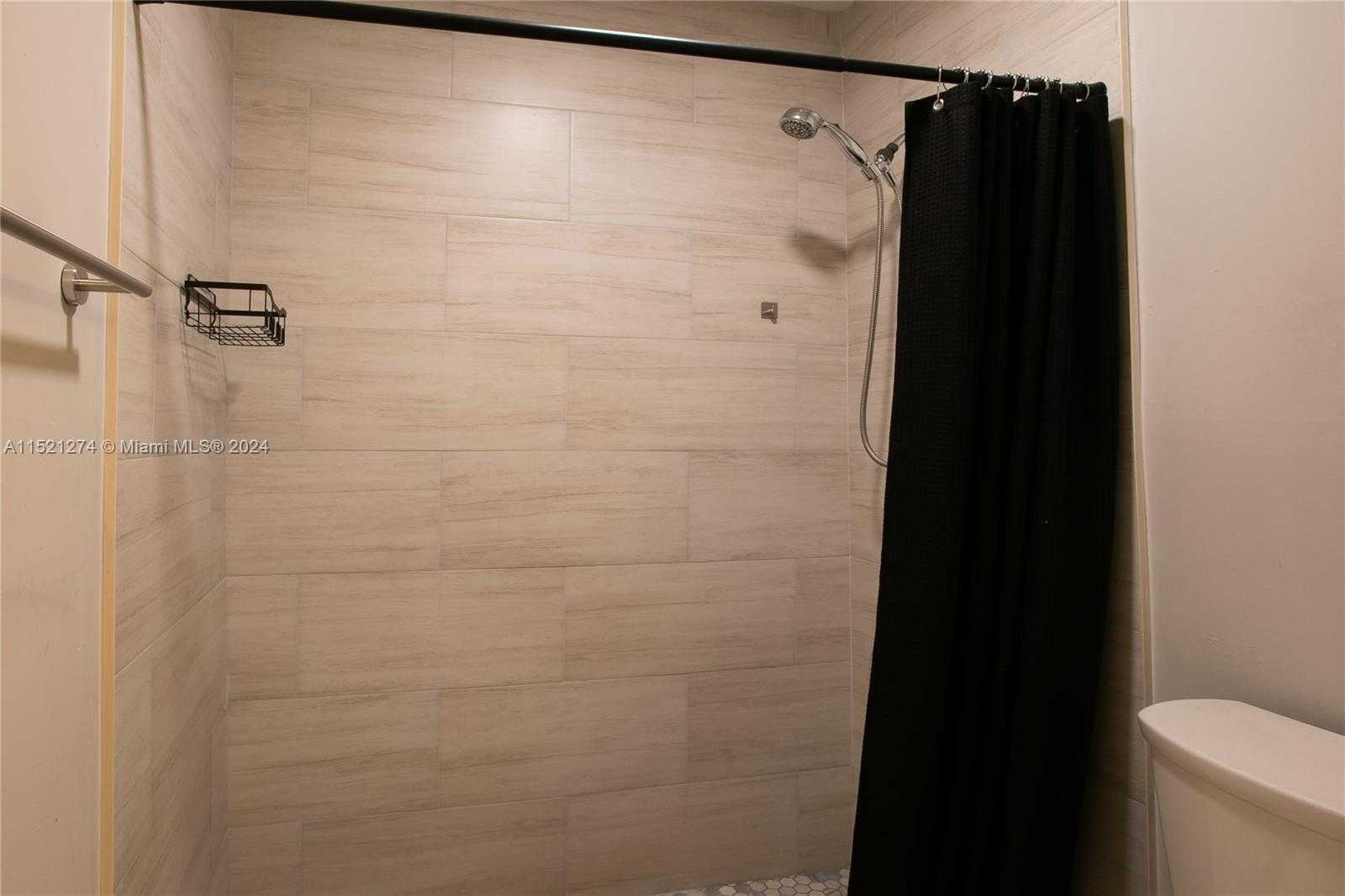 Small Image of 9 VIA DE CASAS SUR #103, Boynton Beach Number 14