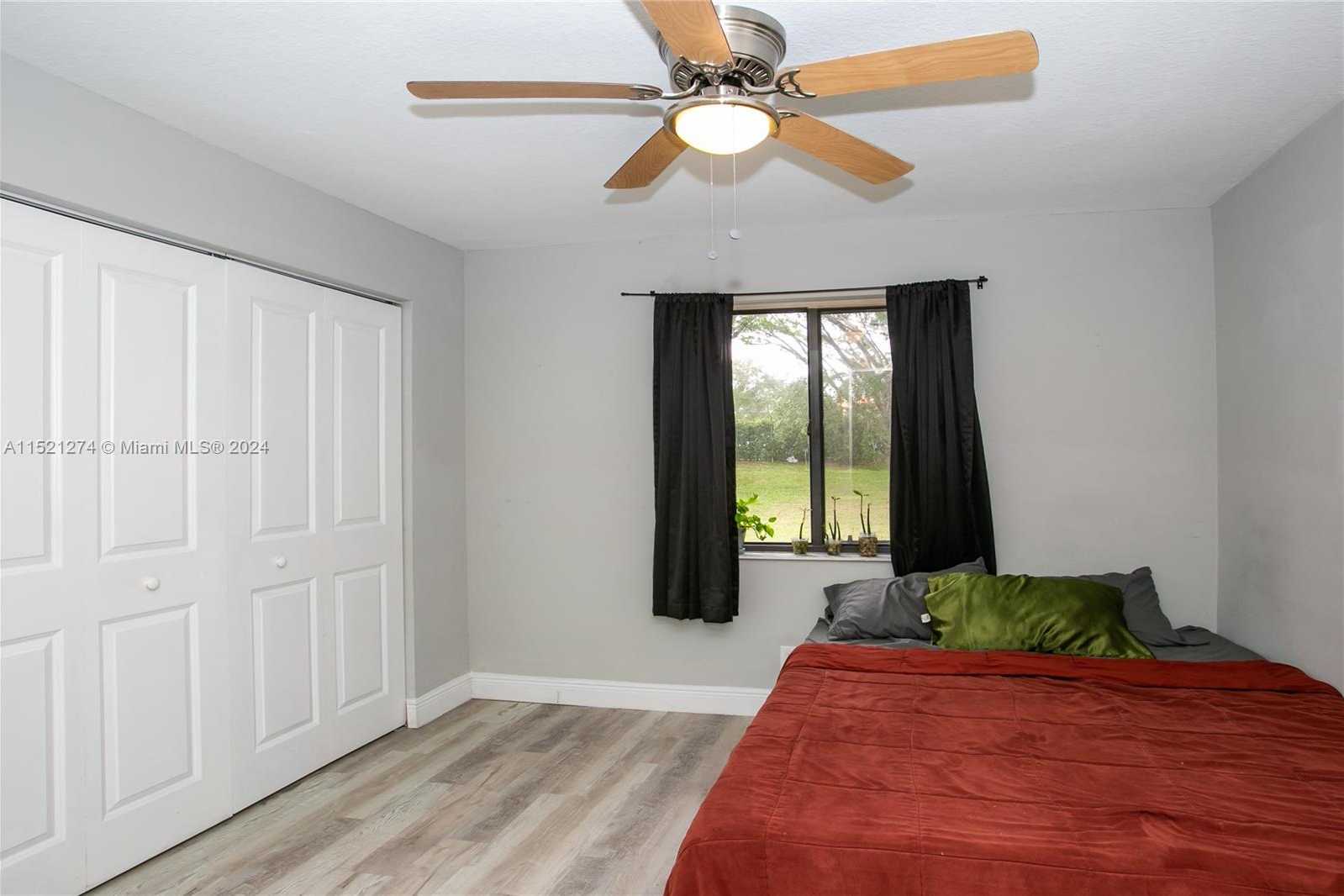 Small Image of 9 VIA DE CASAS SUR #103, Boynton Beach Number 15
