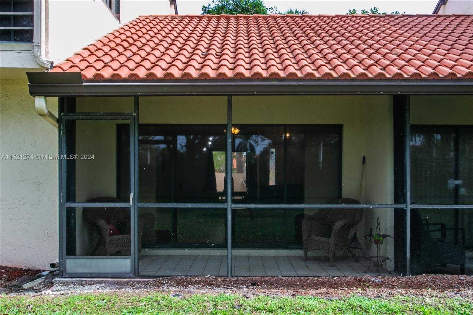 Small Image of 9 VIA DE CASAS SUR #103, Boynton Beach Number 17