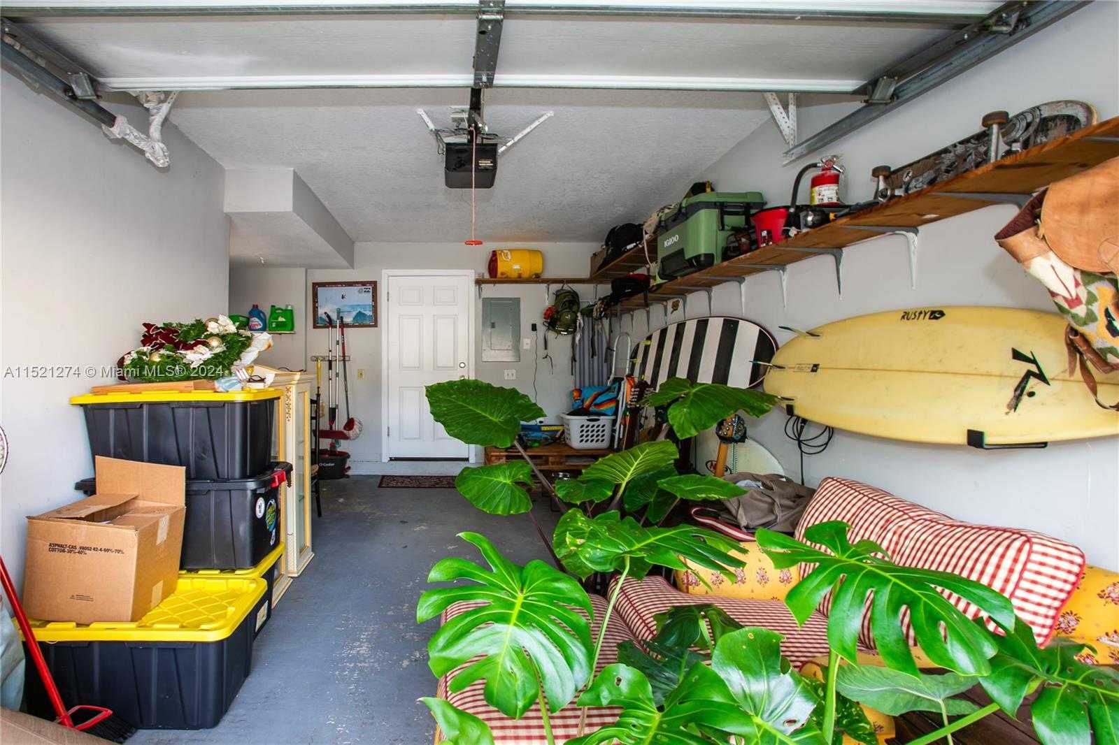 Small Image of 9 VIA DE CASAS SUR #103, Boynton Beach Number 4