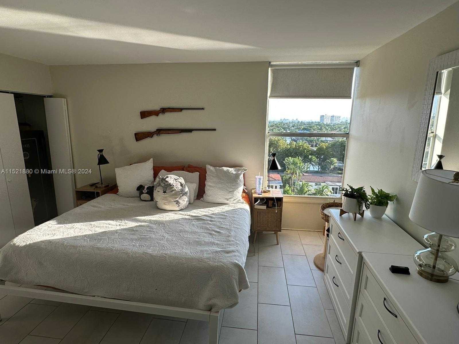 Small Image of 2000 NORTH EAST 135TH ST #1004, North Miami Number 12