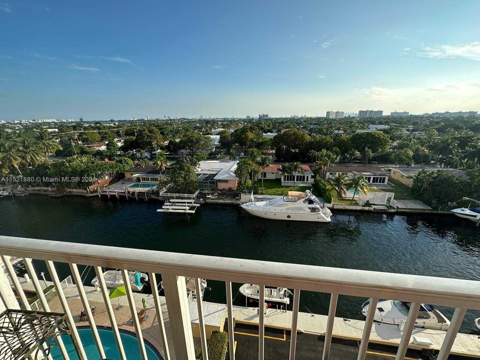Small Image of 2000 NORTH EAST 135TH ST #1004, North Miami Number 2