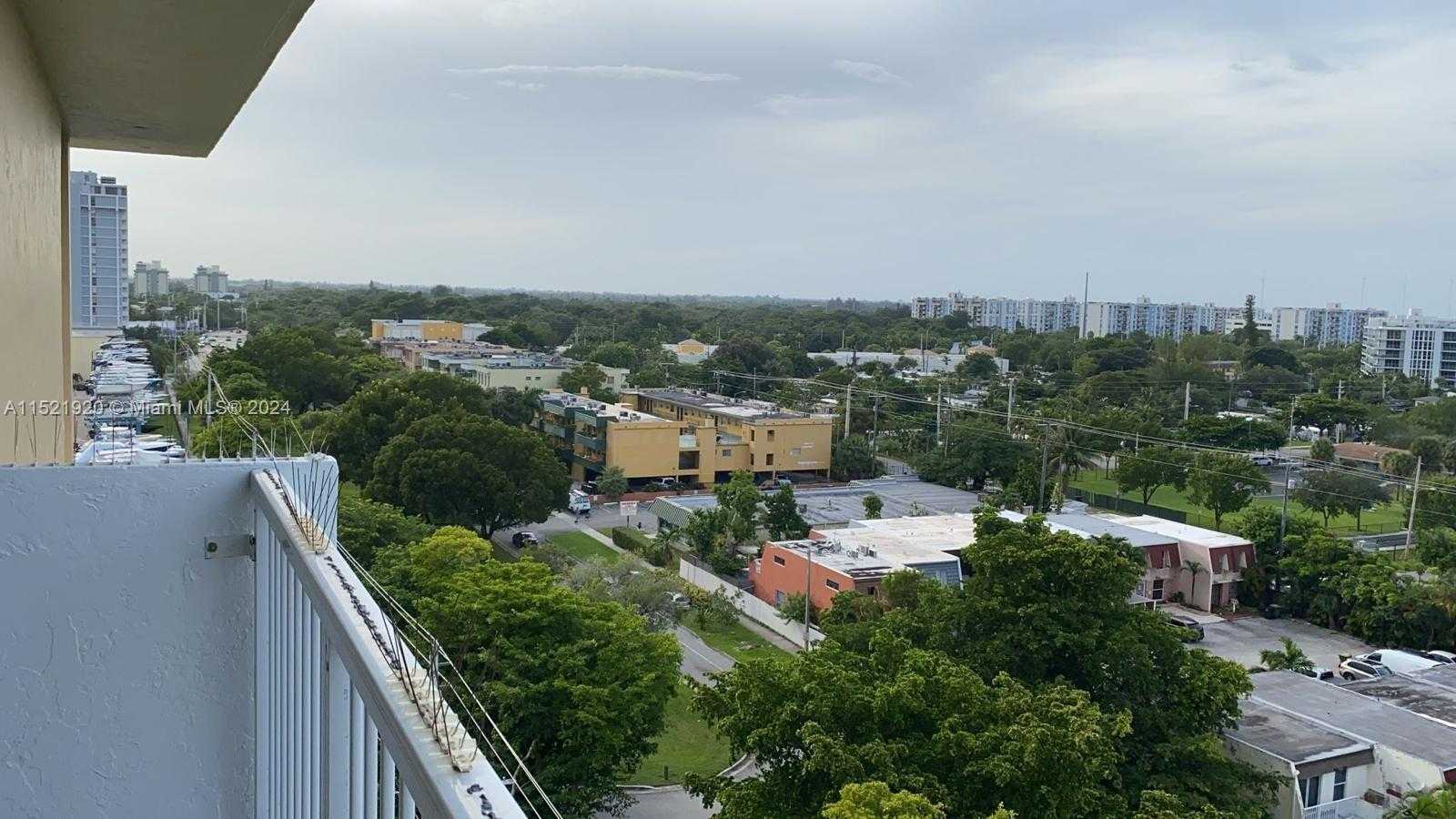 Small Image of 2000 NORTH EAST 135TH ST #910, North Miami Number 2