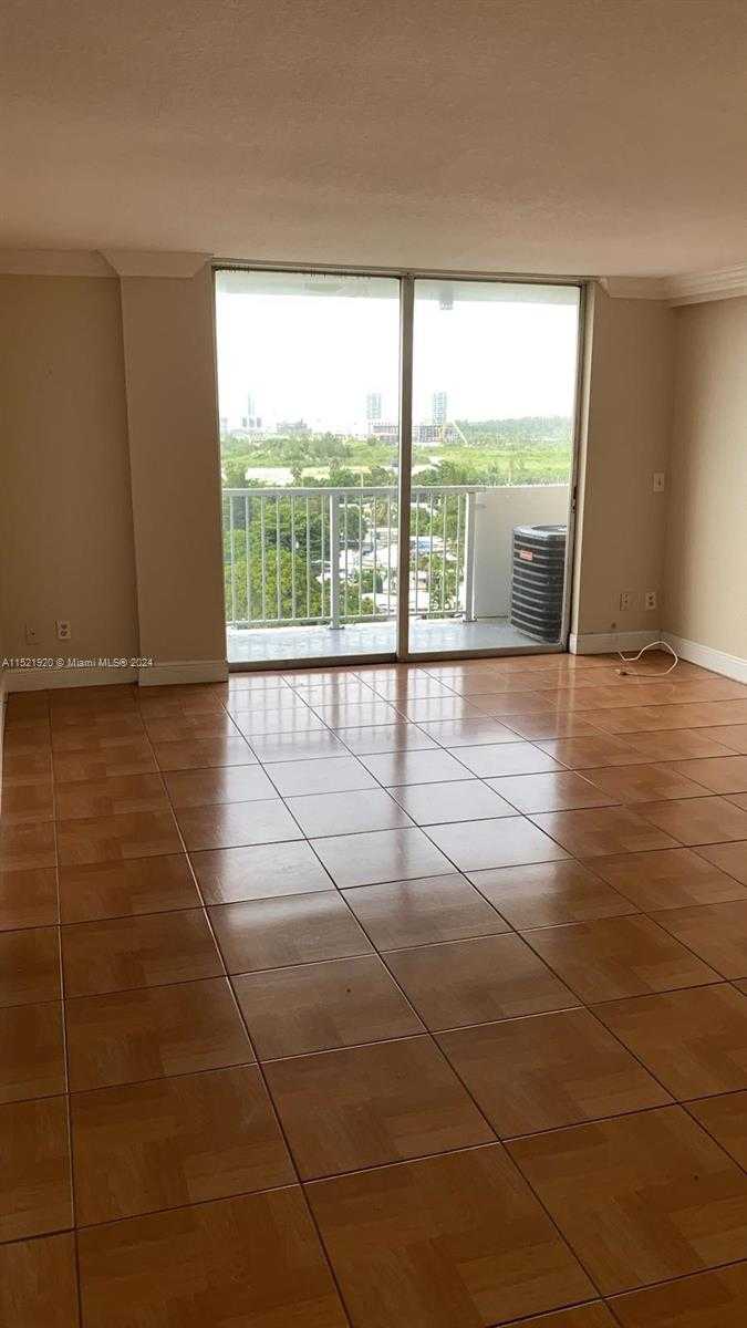 Small Image of 2000 NORTH EAST 135TH ST #910, North Miami Number 26